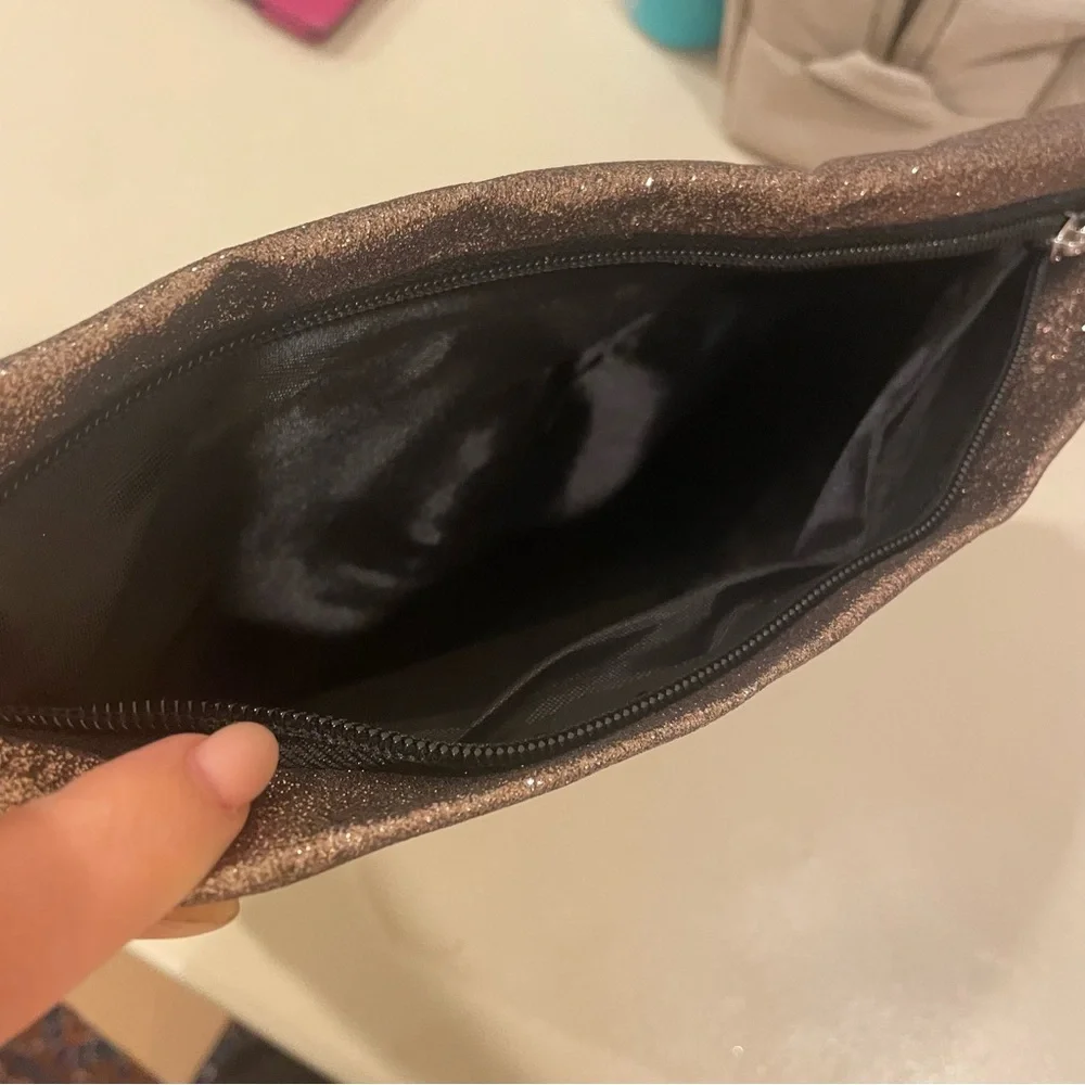 Brand New Nordstrom Large Glittery Clutch - Picture 4 of 4